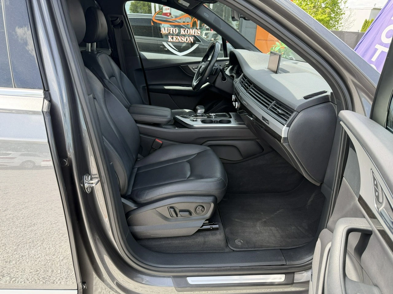 Audi Q7 - Zdjęcie 24