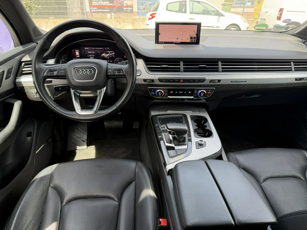 Audi Q7 - Zdjęcie 34