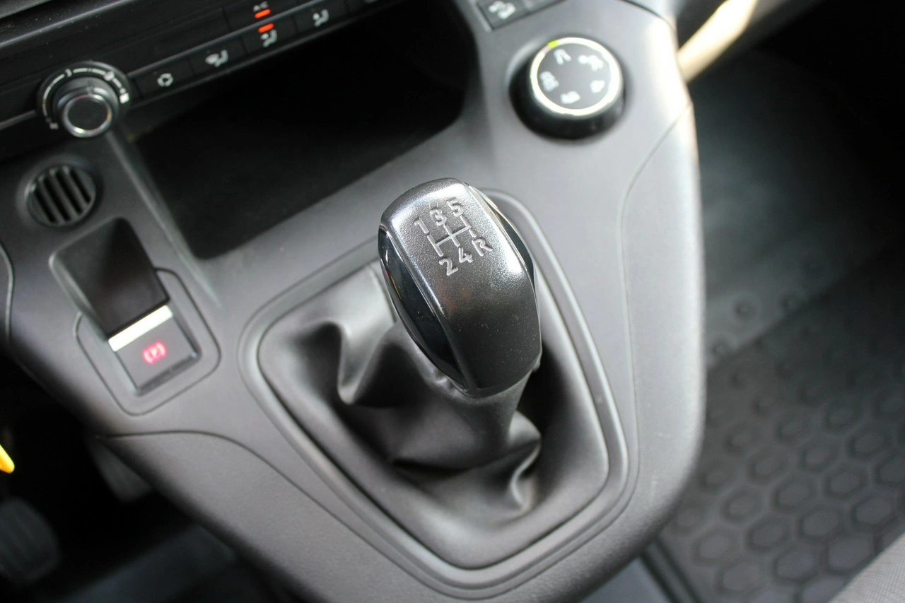 Opel Combo - Zdjęcie 16