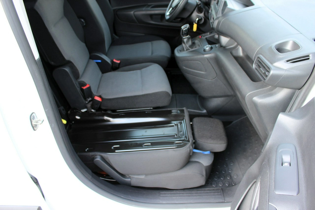 Opel Combo - Zdjęcie 19