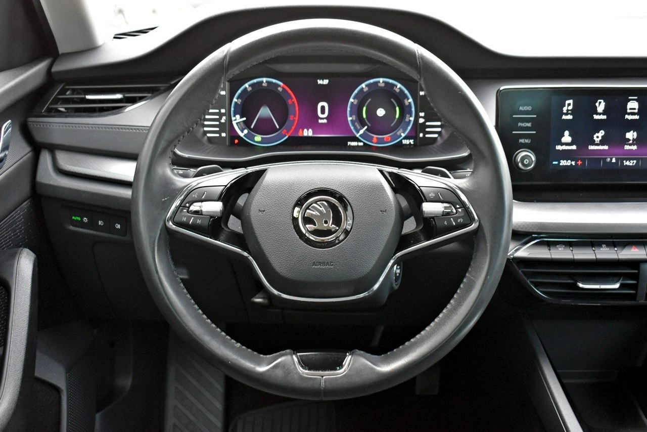 Skoda Octavia - Zdjęcie 14