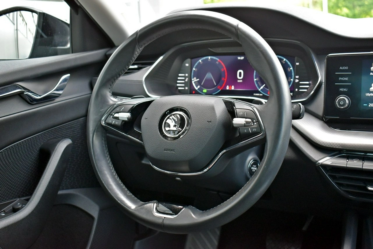 Skoda Octavia - Zdjęcie 17