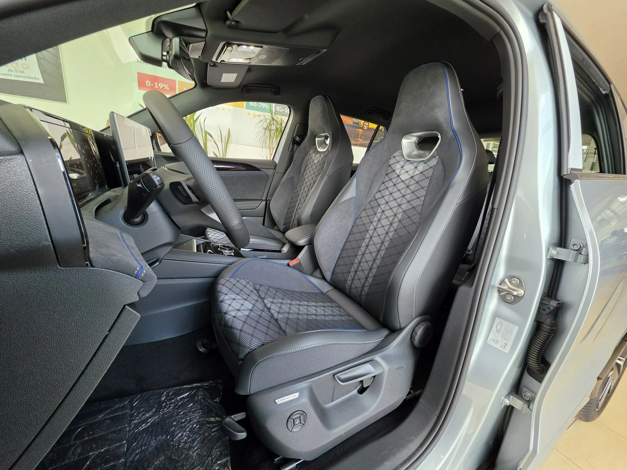 Volkswagen Tiguan - Zdjęcie 10