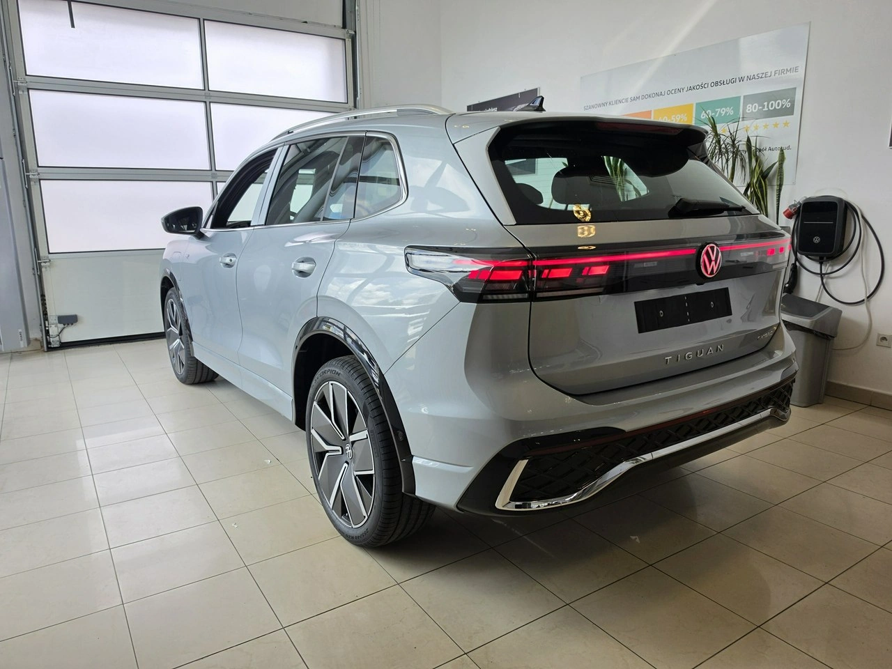 Volkswagen Tiguan - Zdjęcie 6