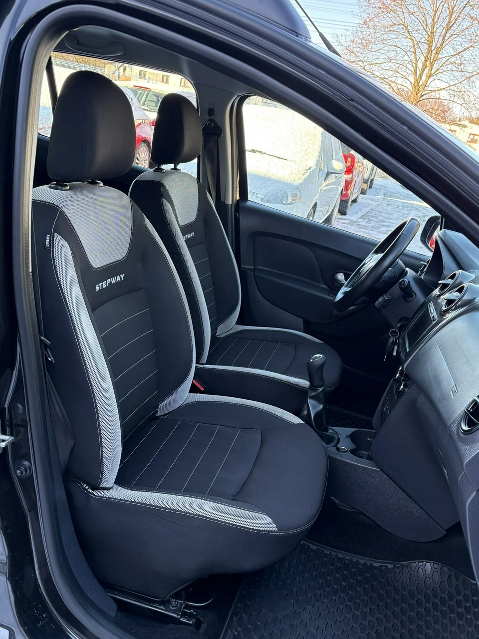 Dacia Sandero Stepway - Zdjęcie 16