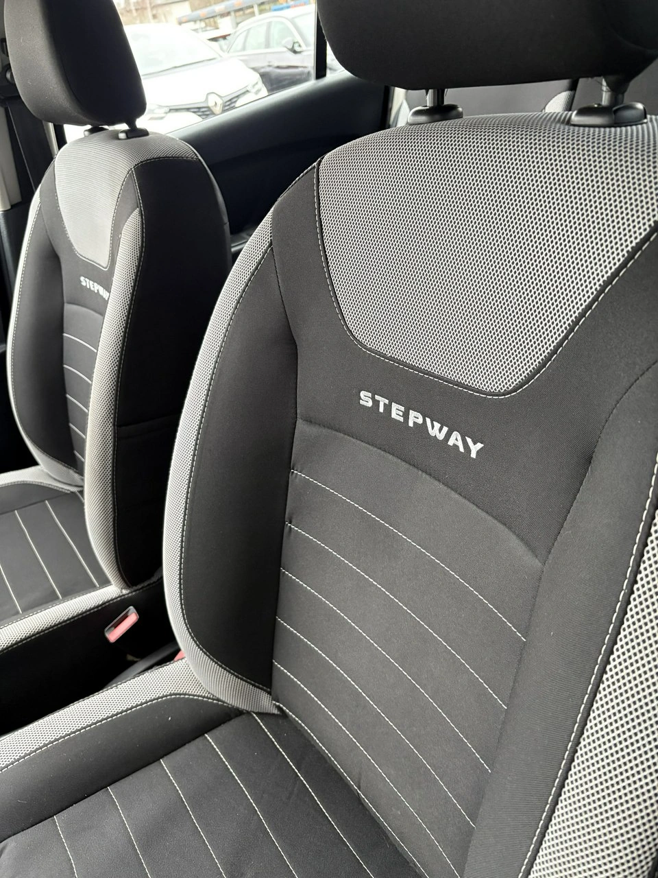 Dacia Sandero Stepway - Zdjęcie 27