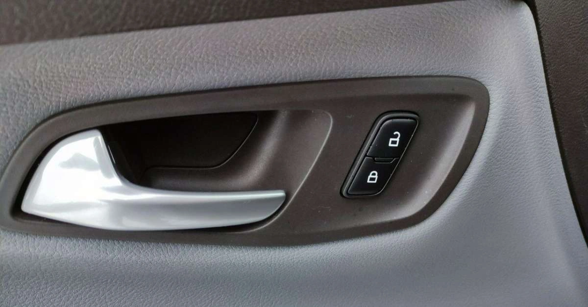 Ford Transit Custom - Zdjęcie 27