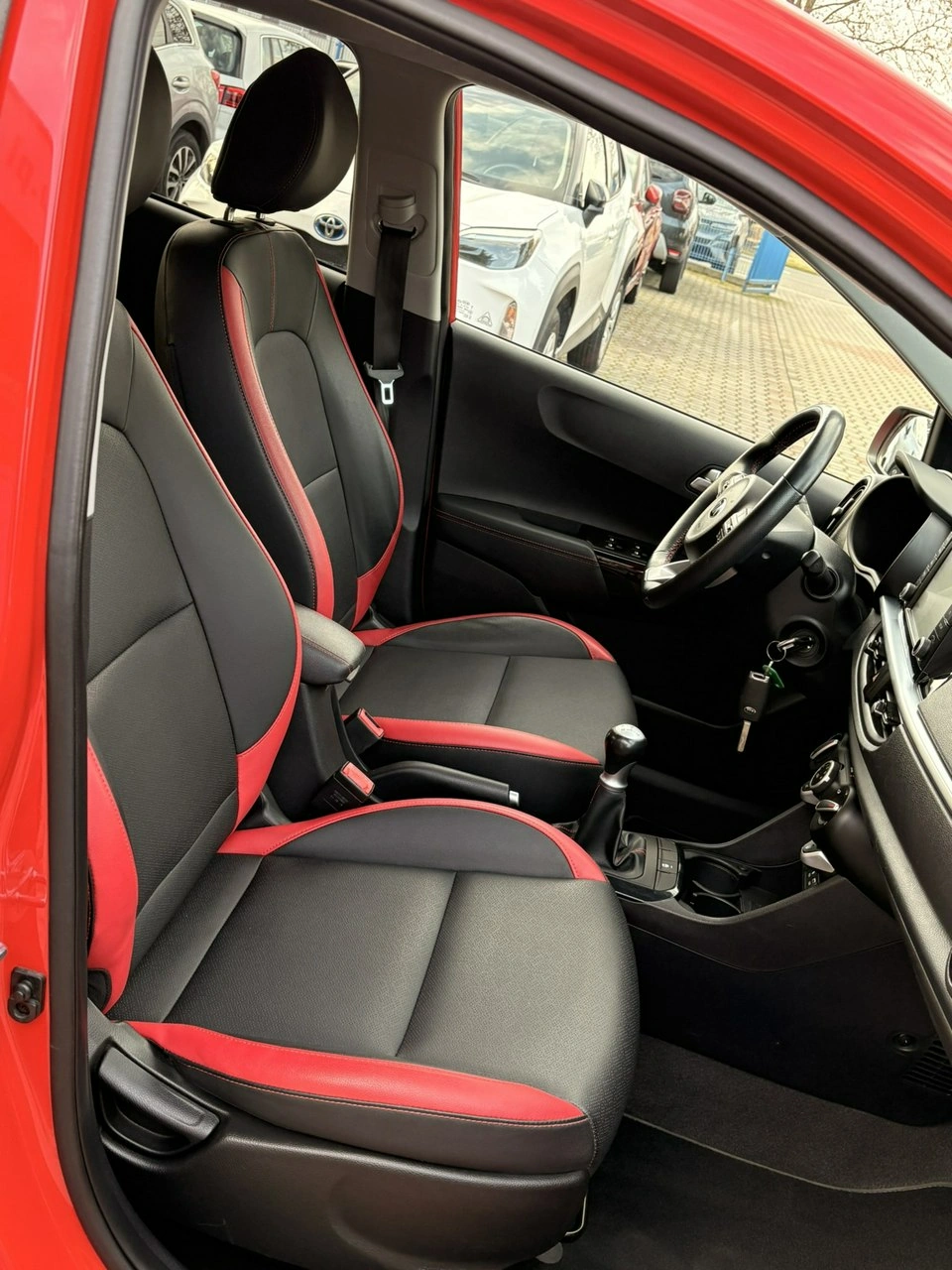 Kia Picanto - Zdjęcie 16