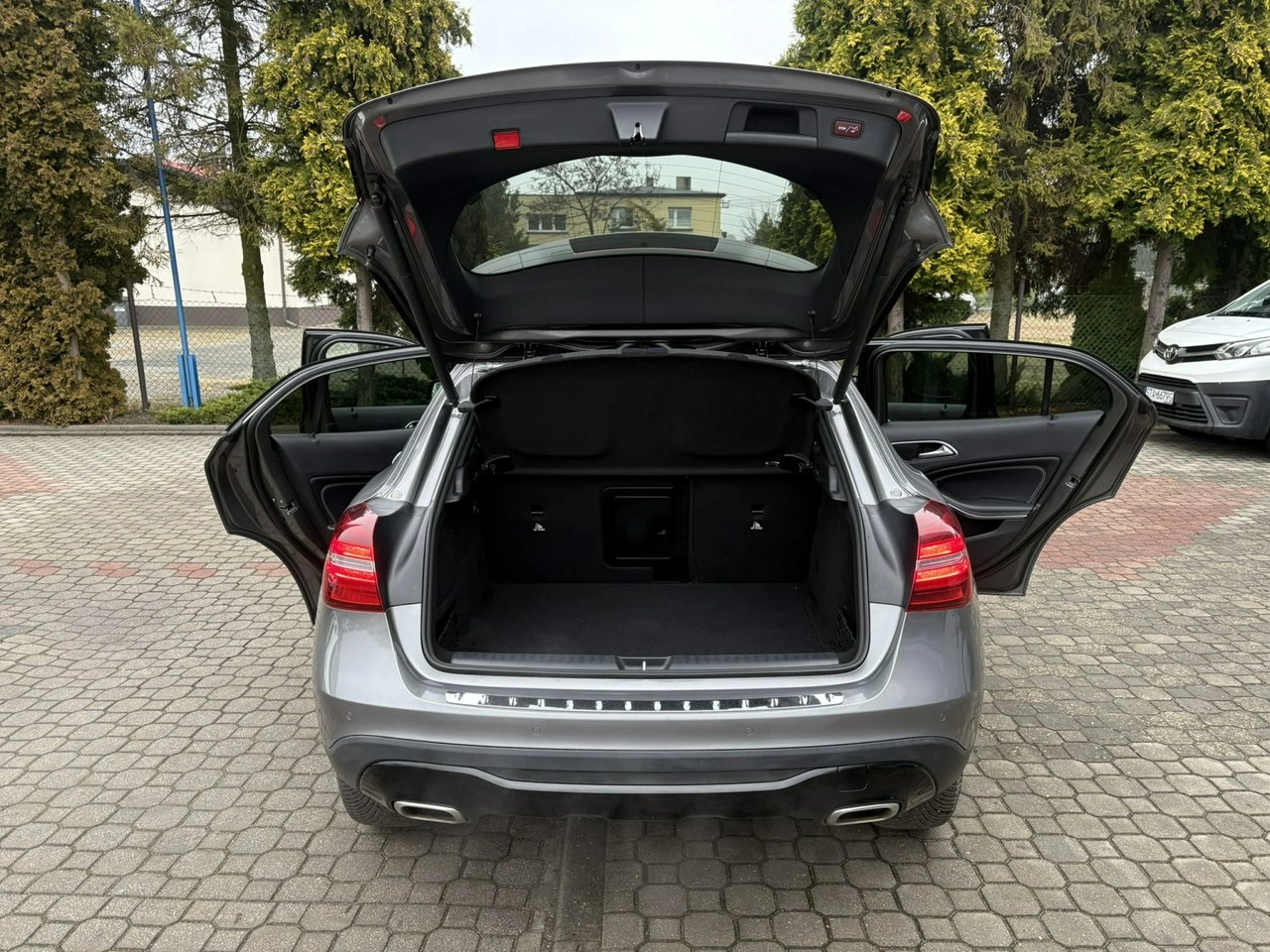 Mercedes GLA 220 - Zdjęcie 31