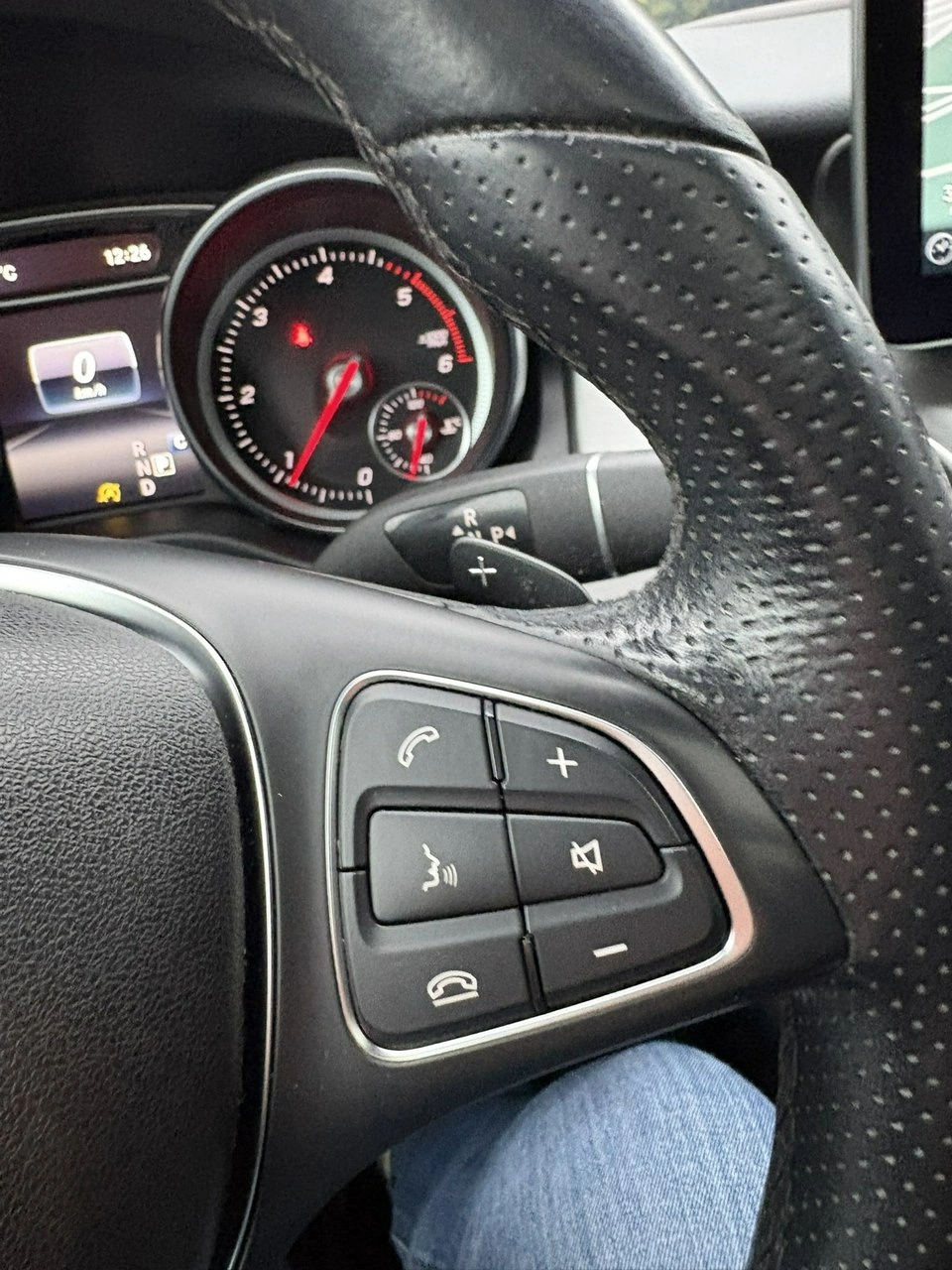 Mercedes GLA 220 - Zdjęcie 17