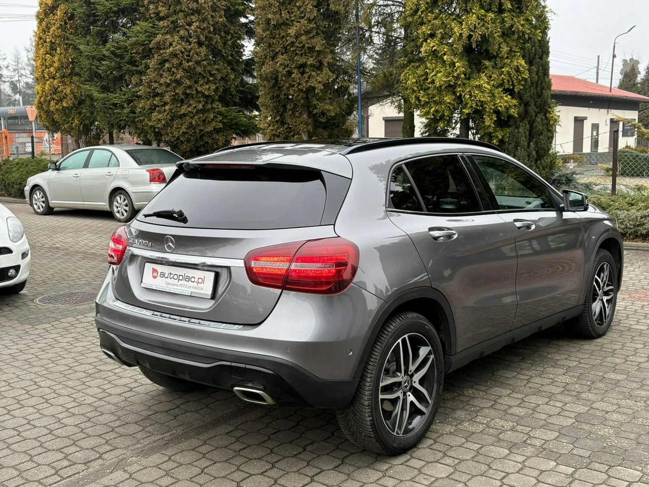 Mercedes GLA 220 - Zdjęcie 4