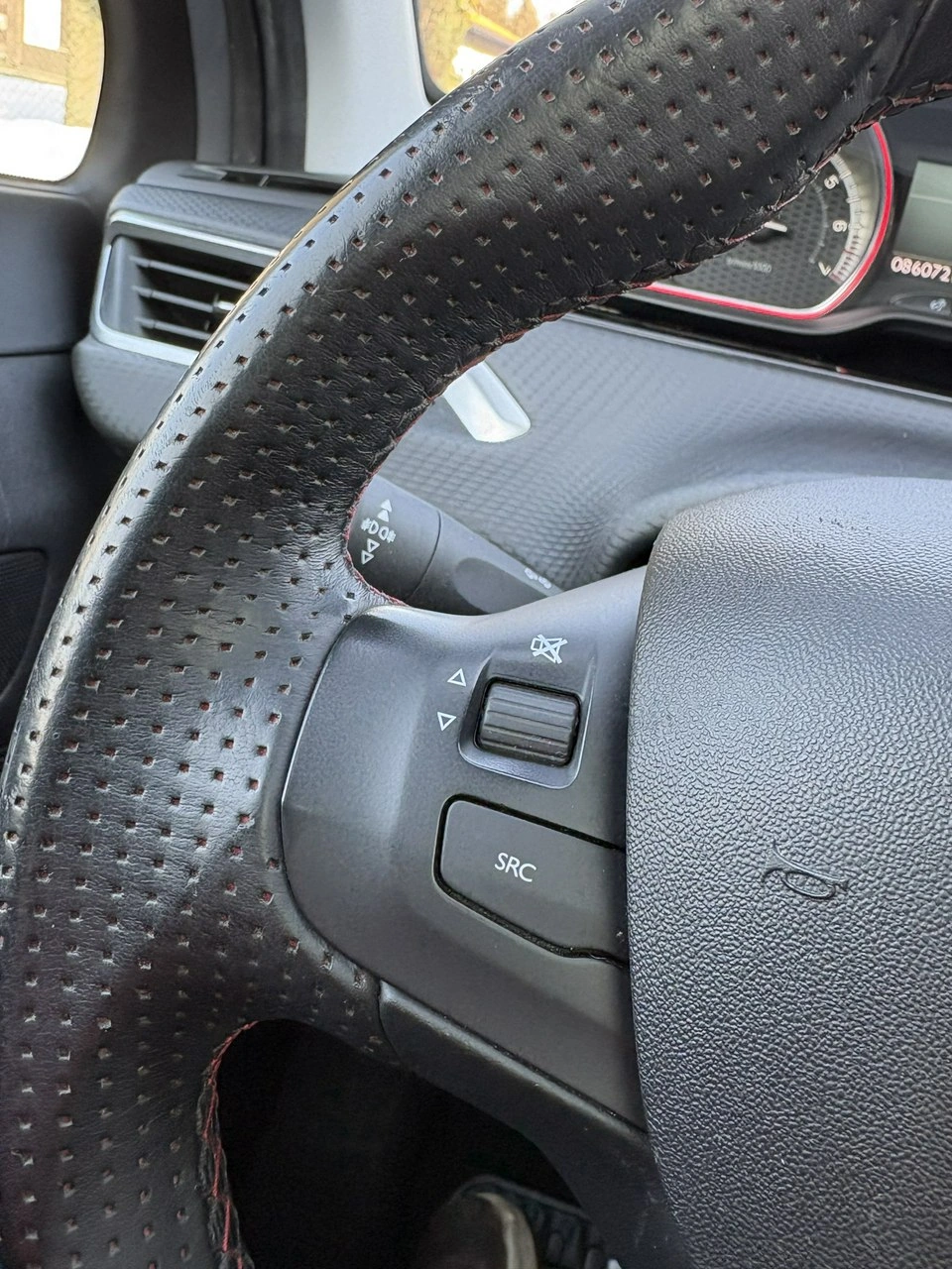 Peugeot 2008 - Zdjęcie 20