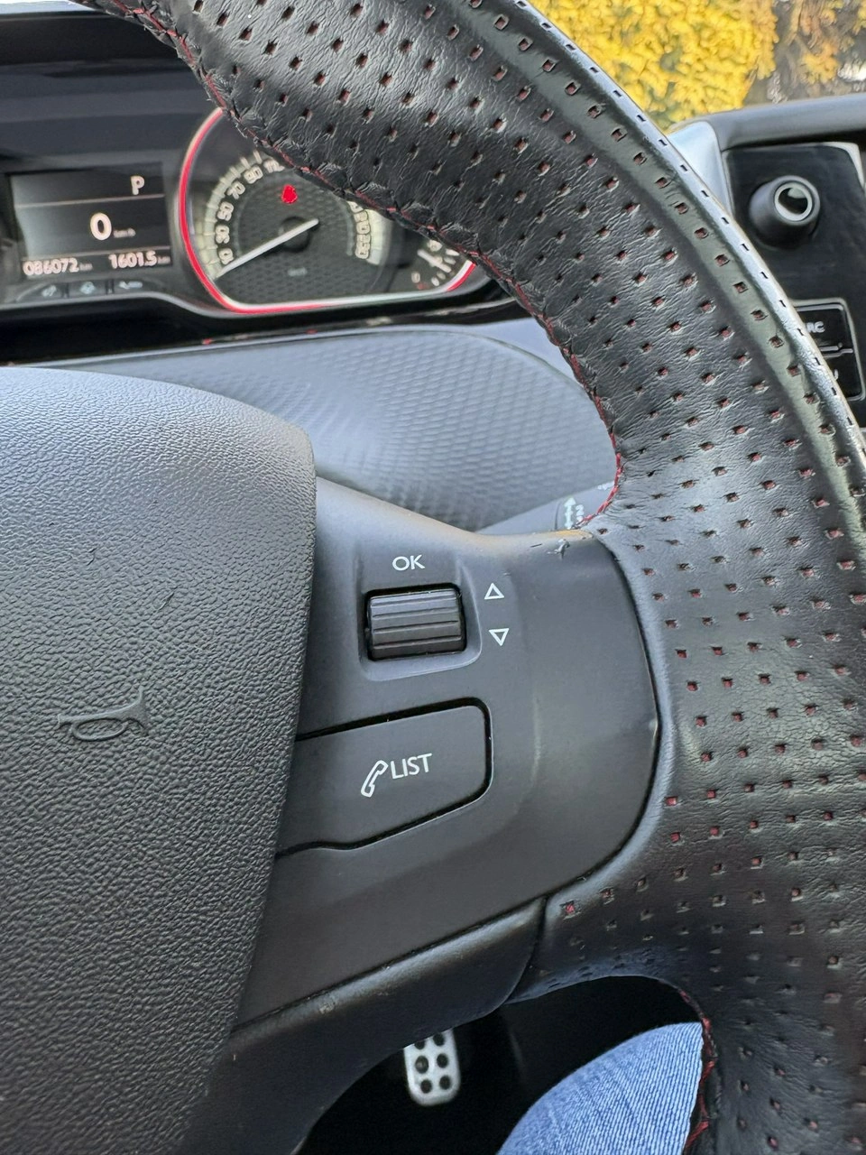 Peugeot 2008 - Zdjęcie 21