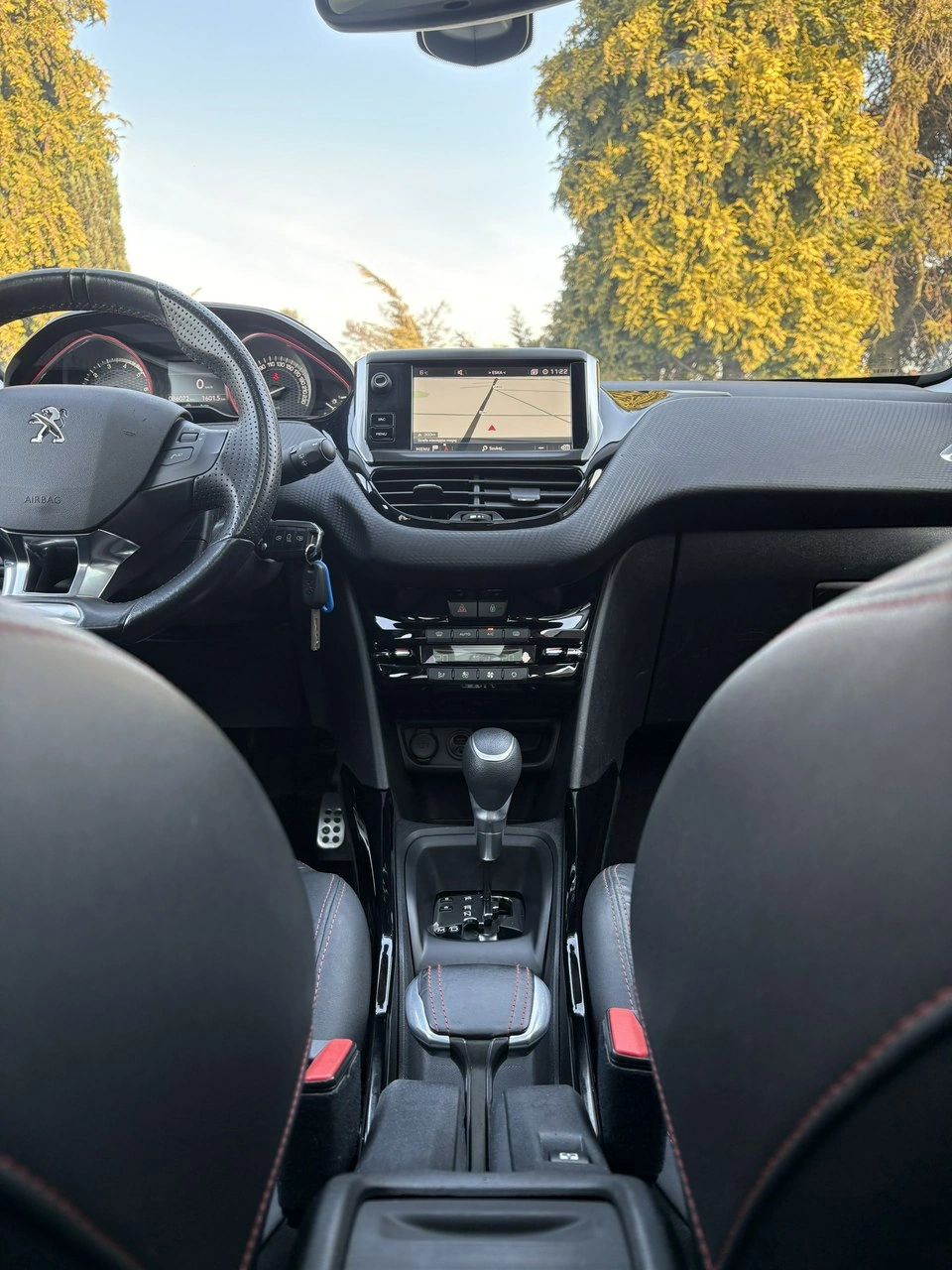 Peugeot 2008 - Zdjęcie 28