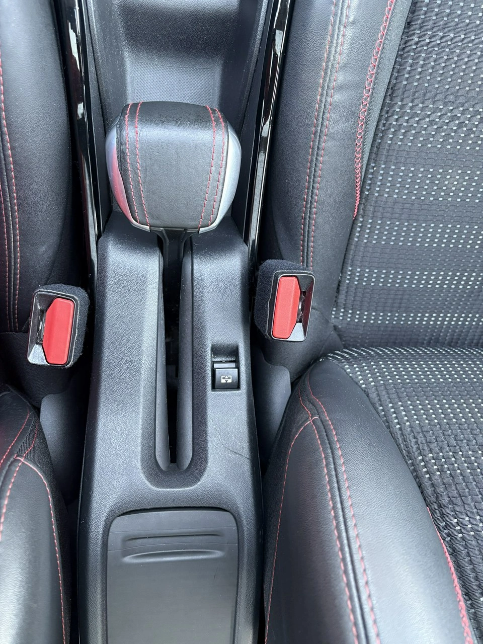 Peugeot 2008 - Zdjęcie 35