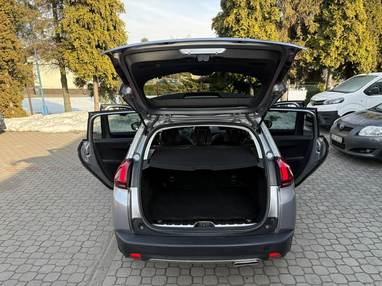 Peugeot 2008 - Zdjęcie 37