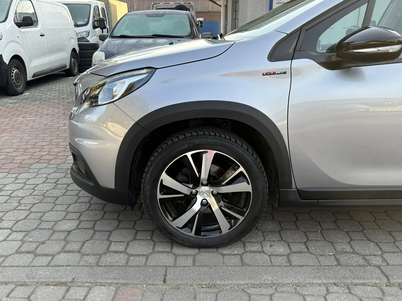 Peugeot 2008 - Zdjęcie 8