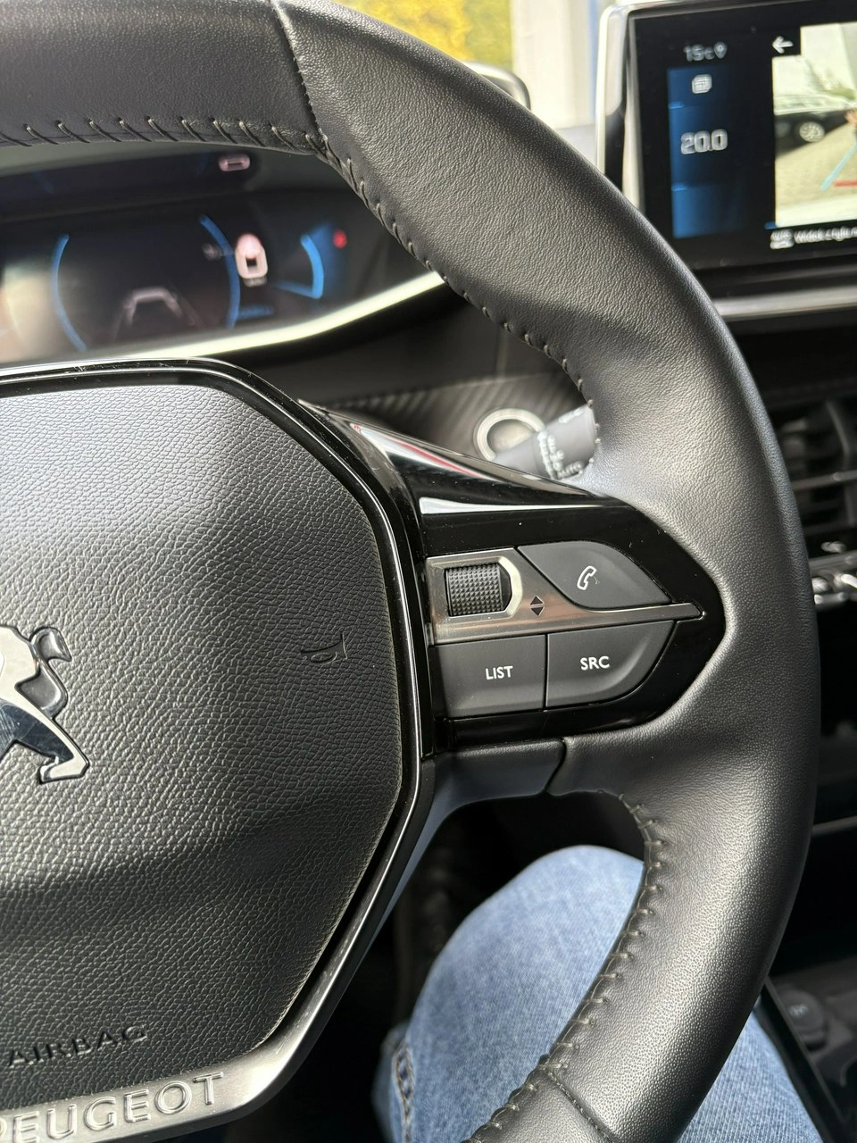 Peugeot 2008 - Zdjęcie 19