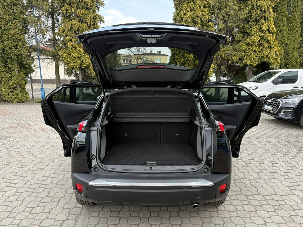 Peugeot 2008 - Zdjęcie 32