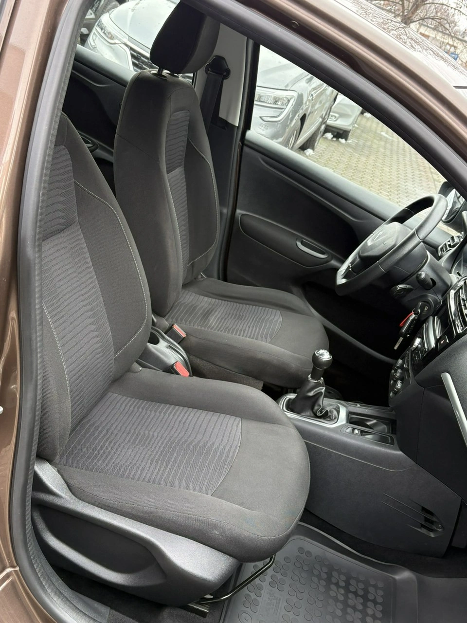 Peugeot 301 - Zdjęcie 11