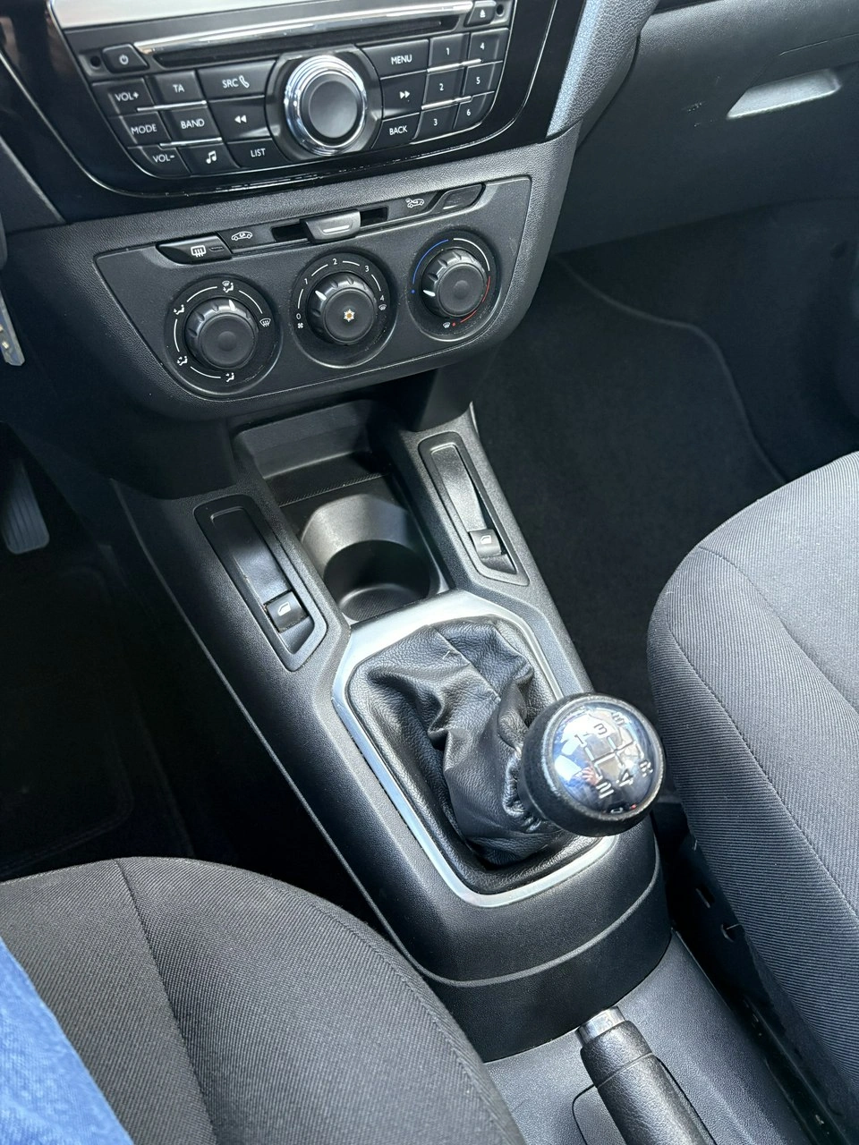 Peugeot 301 - Zdjęcie 18