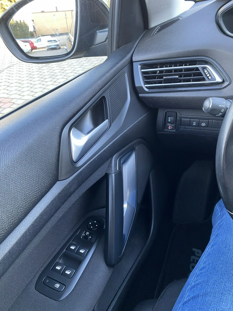 Peugeot 308 - Zdjęcie 24
