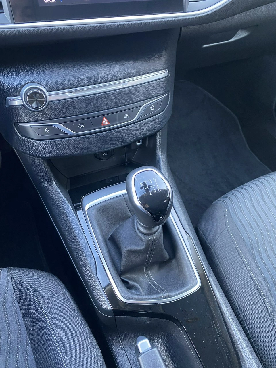 Peugeot 308 - Zdjęcie 27