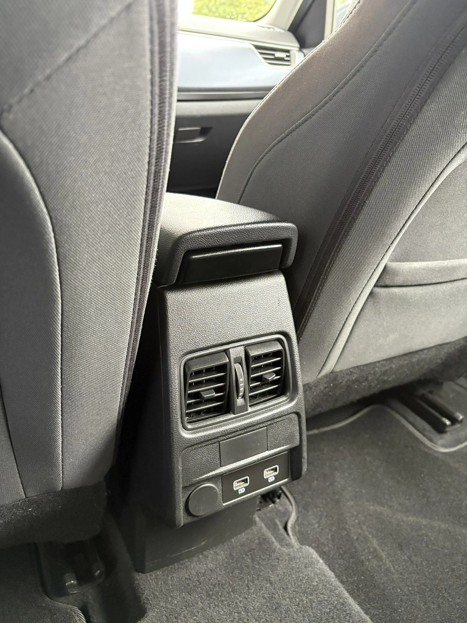 Renault Arkana - Zdjęcie 30