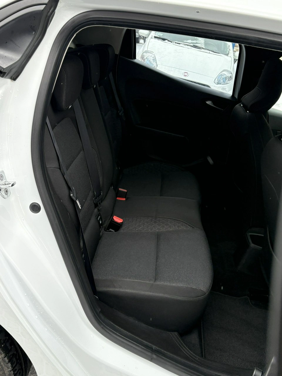 Renault Clio - Zdjęcie 15