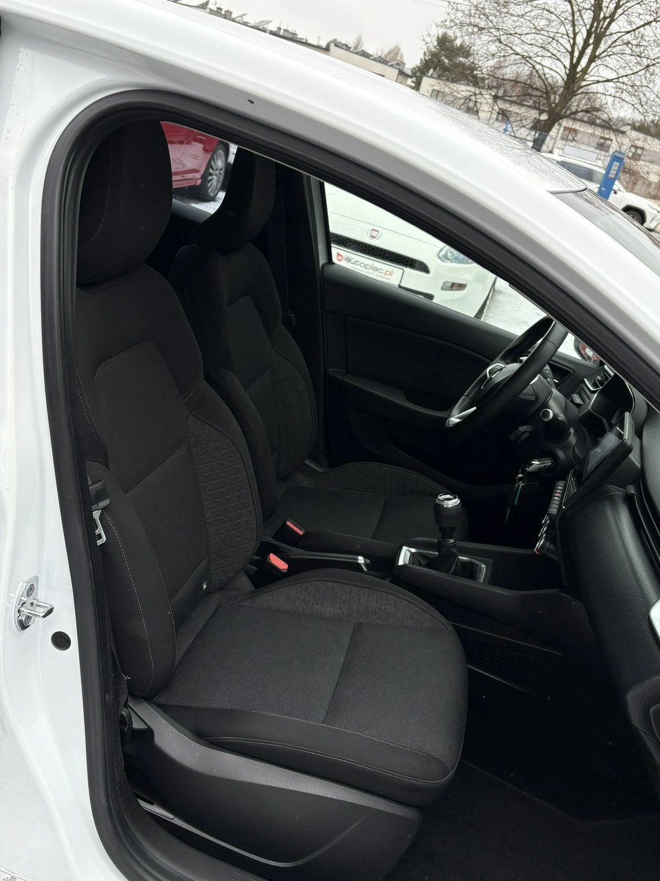 Renault Clio - Zdjęcie 16