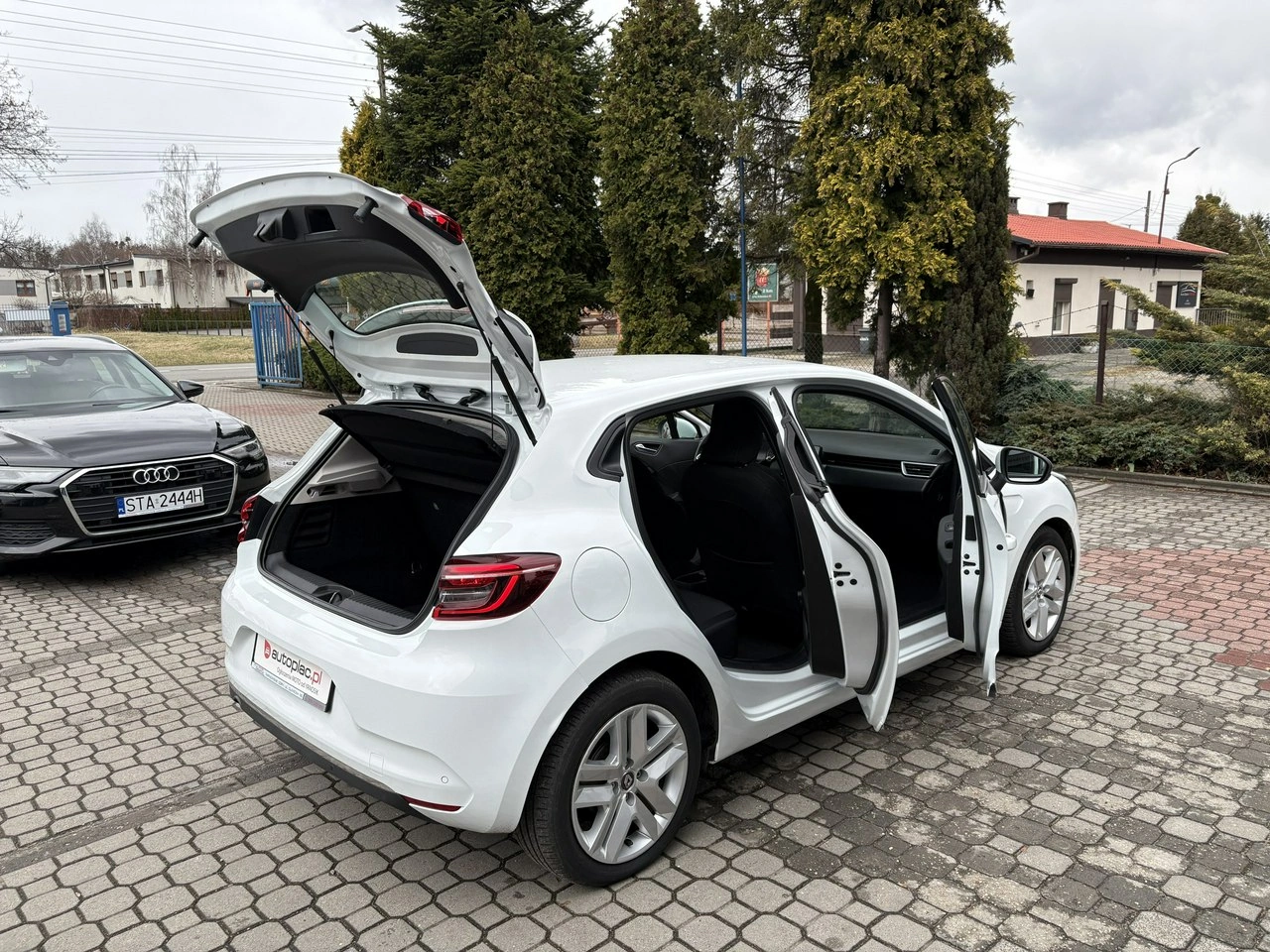 Renault Clio - Zdjęcie 24
