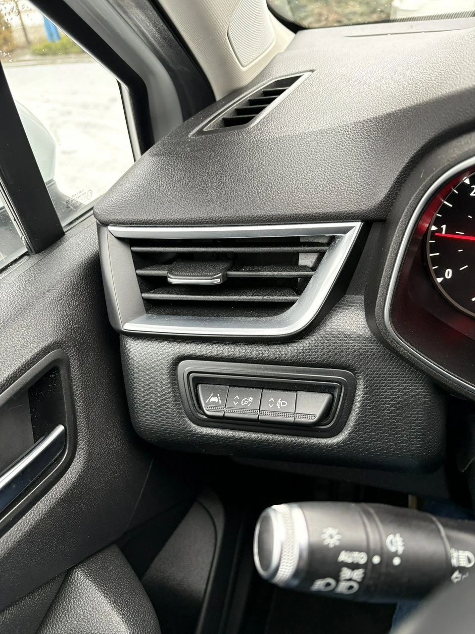 Renault Clio - Zdjęcie 27