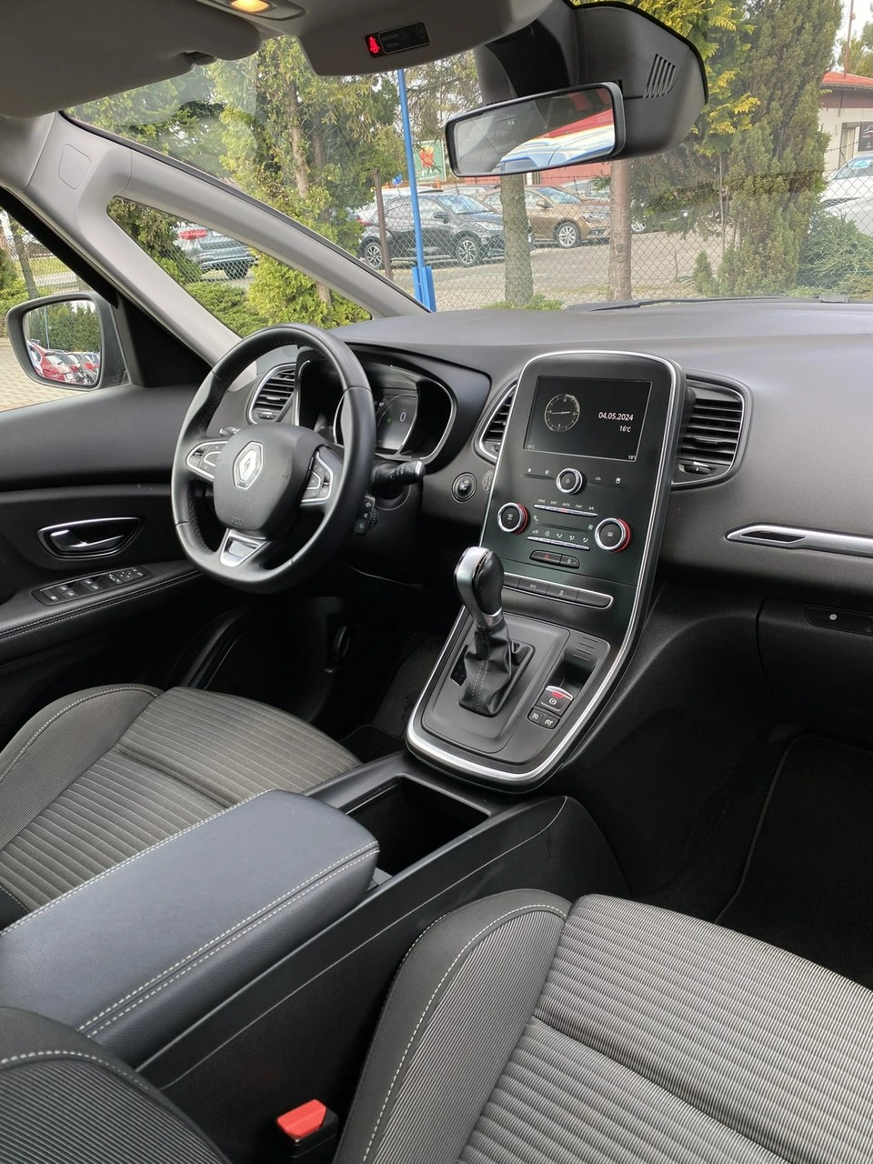 Renault Grand Scenic - Zdjęcie 8