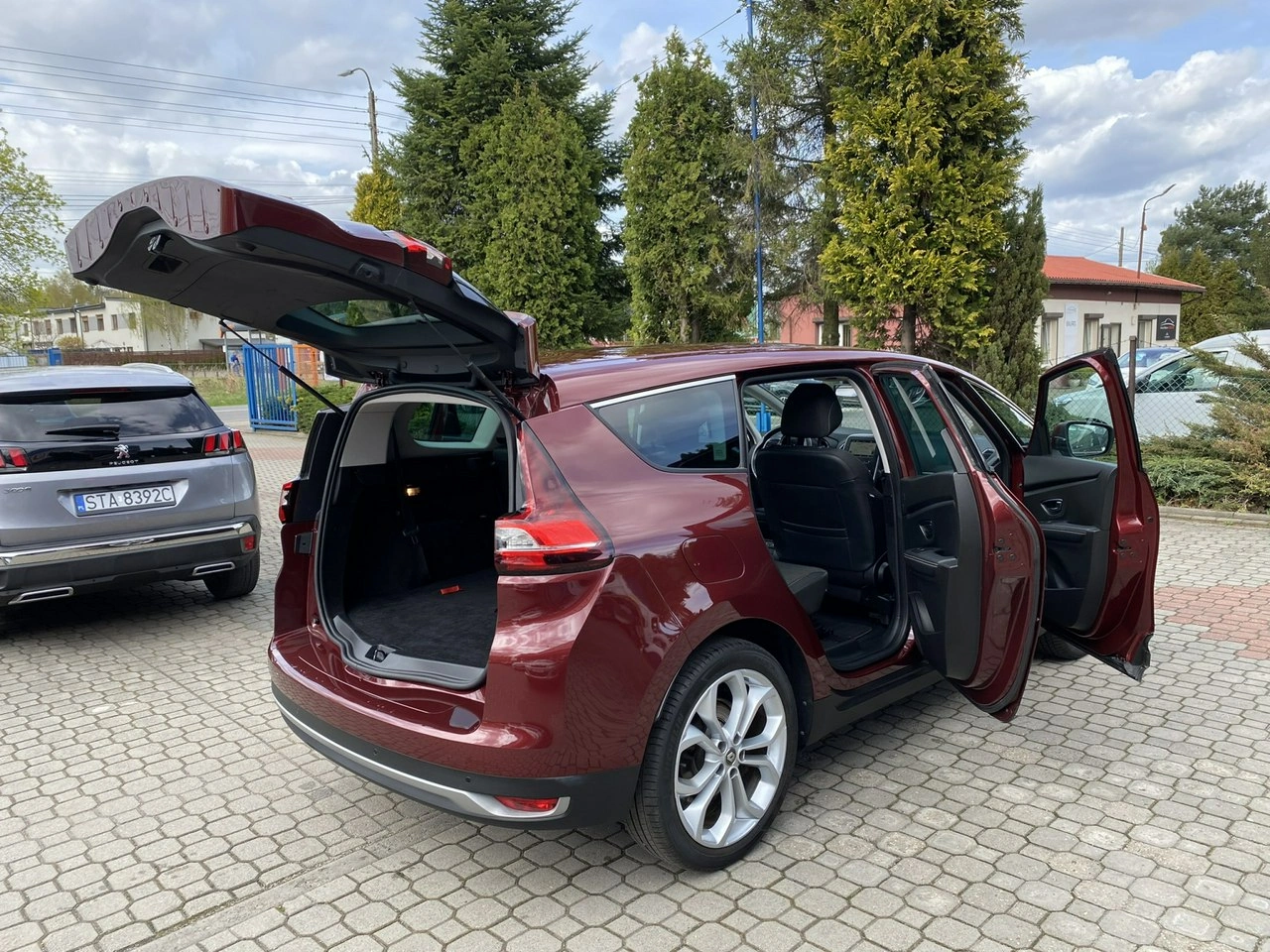 Renault Grand Scenic - Zdjęcie 26