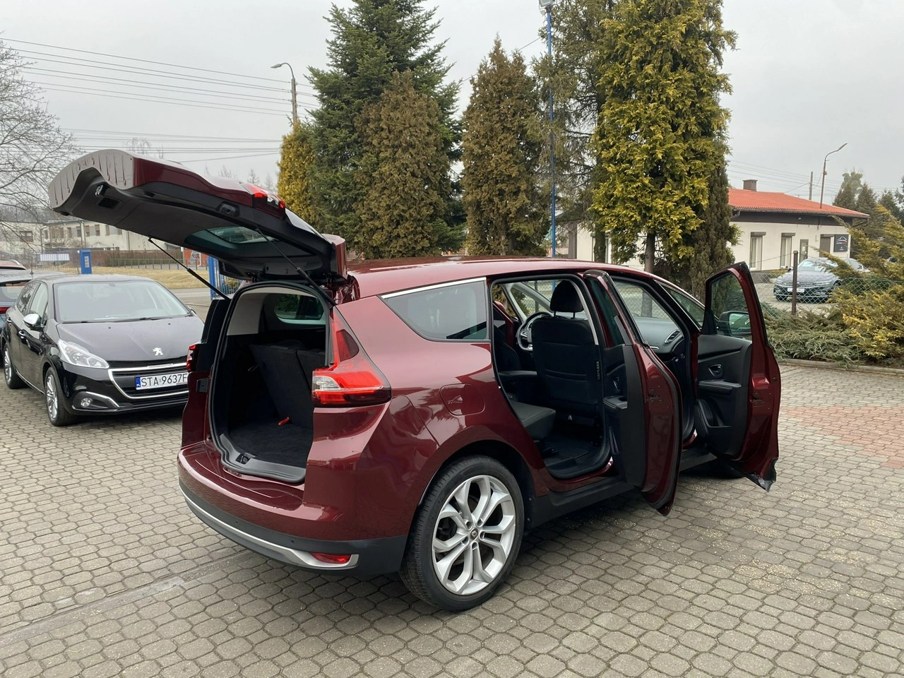 Renault Grand Scenic - Zdjęcie 21