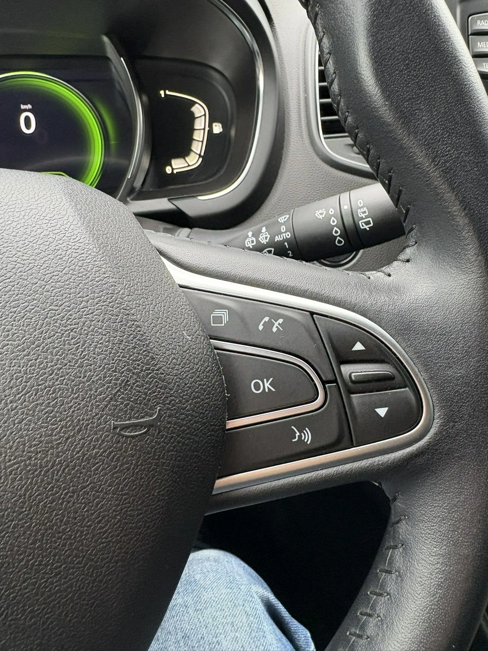 Renault Scenic - Zdjęcie 20