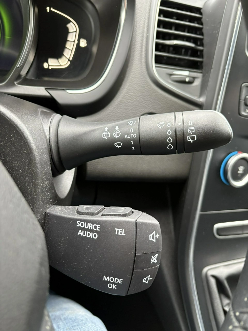 Renault Scenic - Zdjęcie 26