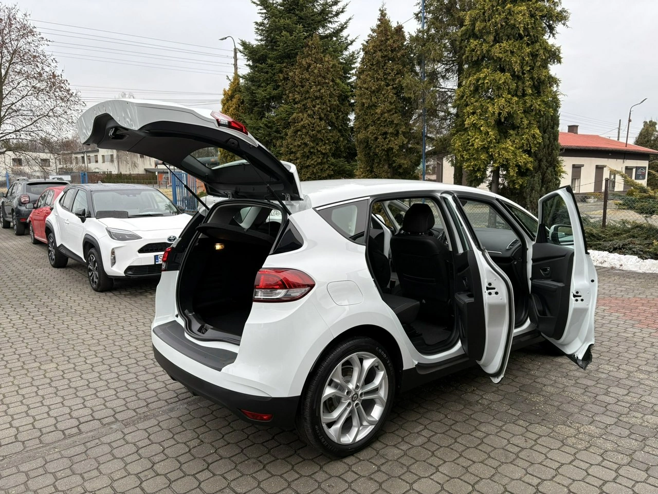 Renault Scenic - Zdjęcie 29