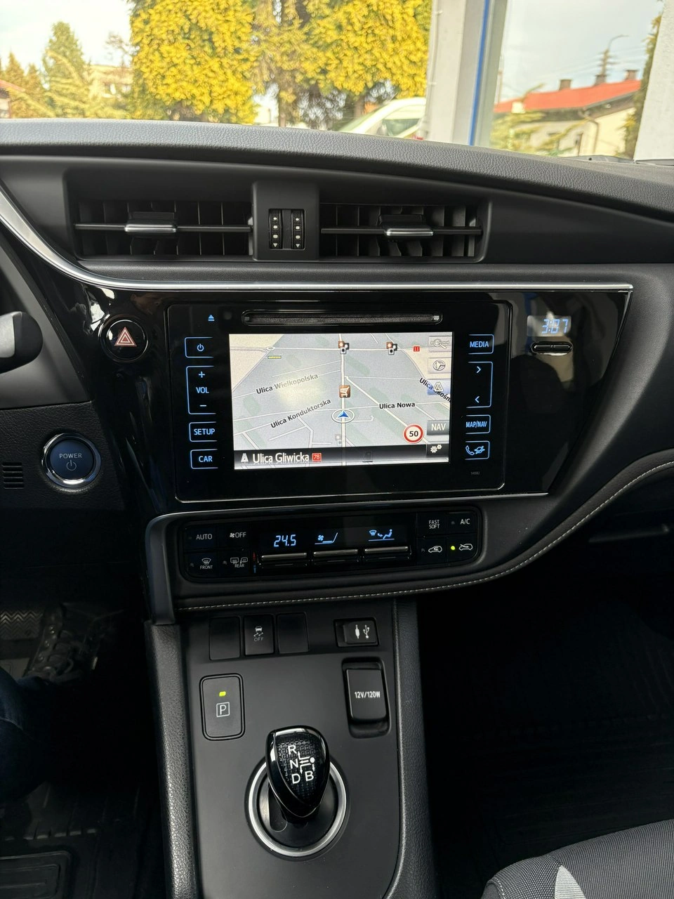 Toyota Auris - Zdjęcie 18