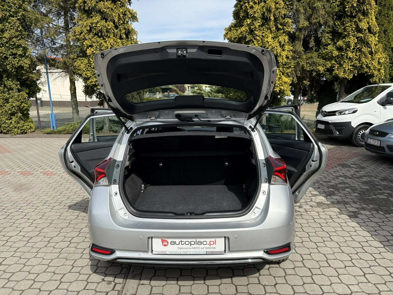 Toyota Auris - Zdjęcie 24