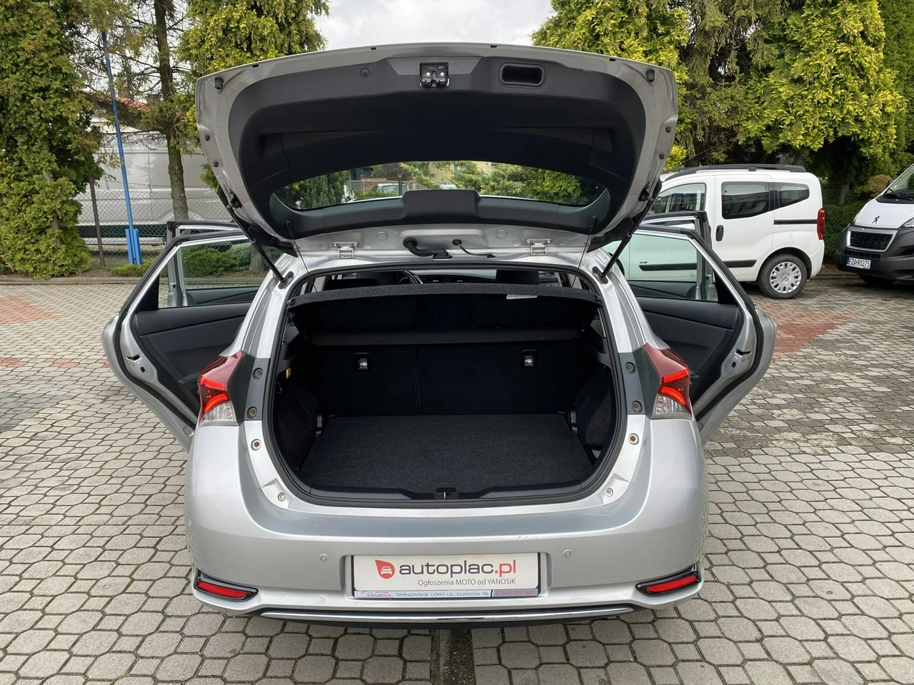 Toyota Auris - Zdjęcie 28