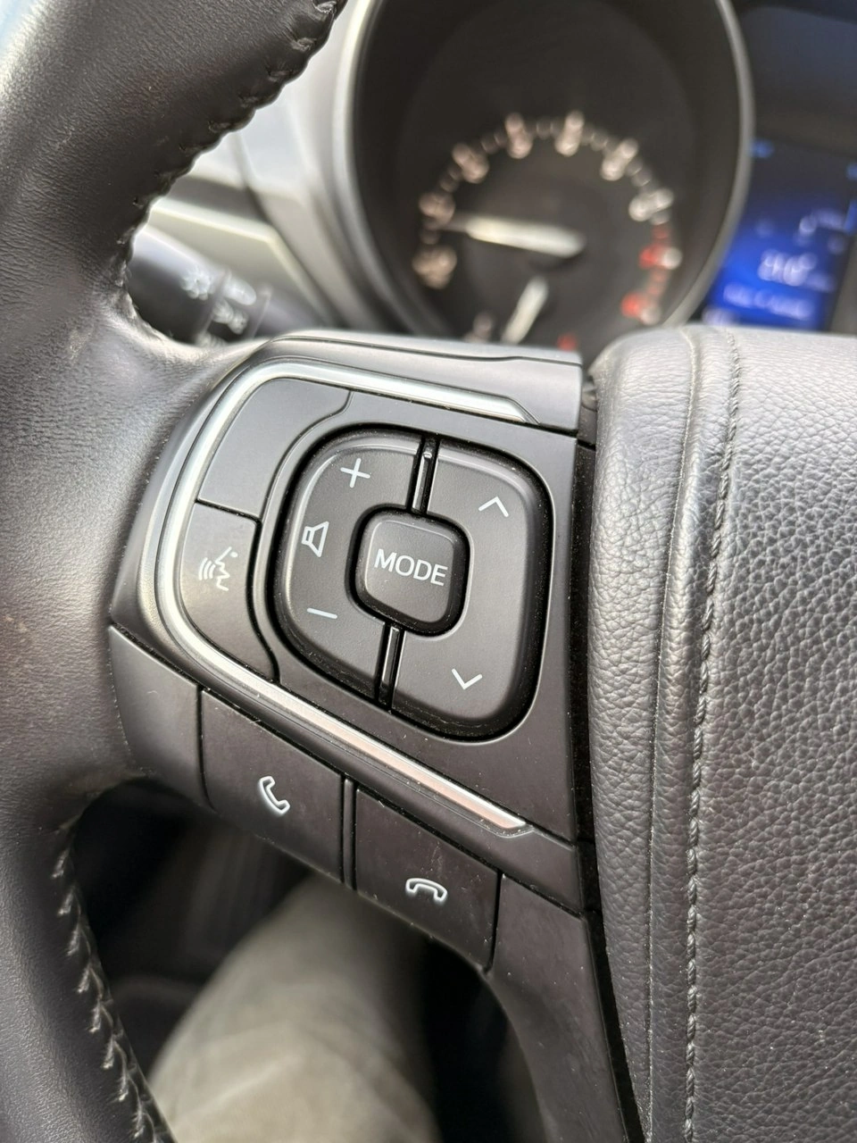 Toyota Avensis - Zdjęcie 18