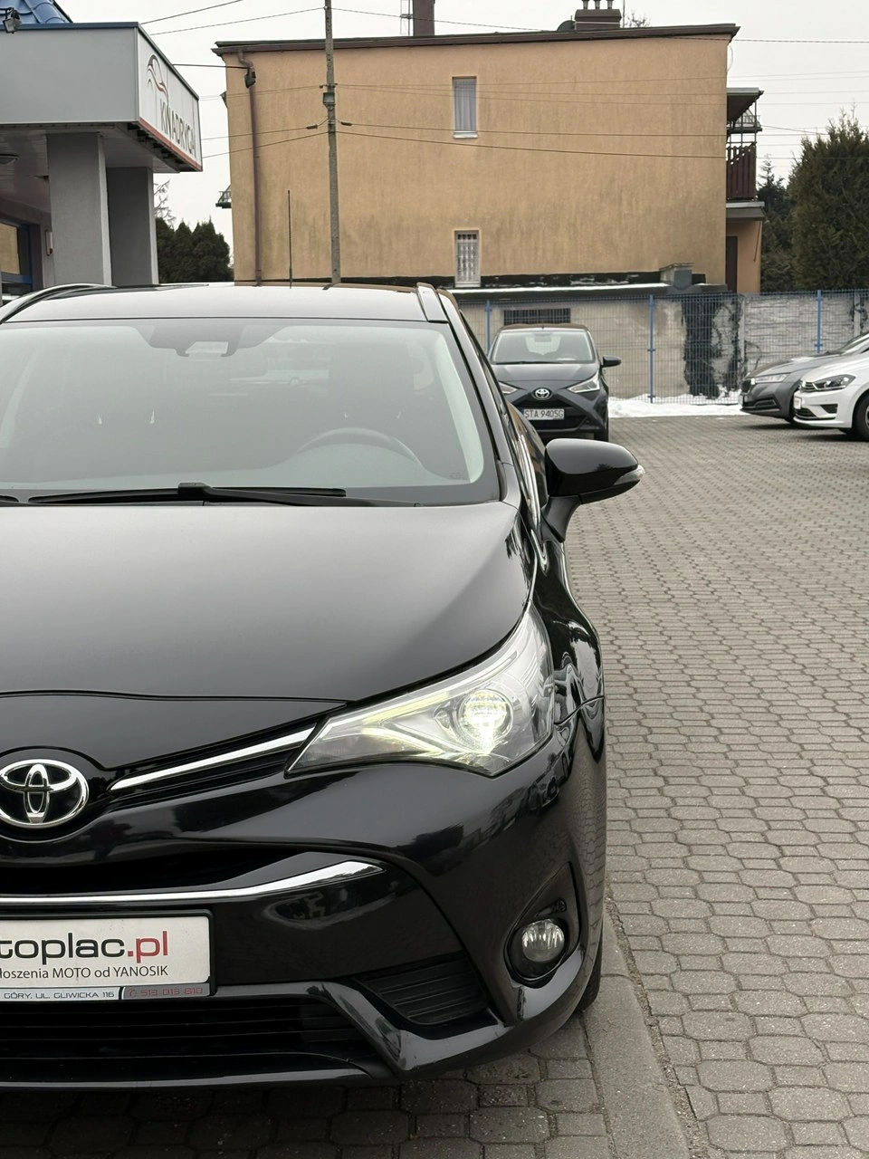 Toyota Avensis - Zdjęcie 8