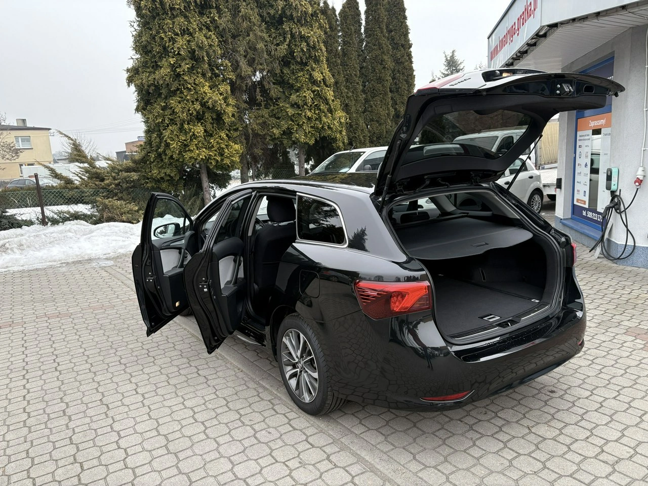 Toyota Avensis - Zdjęcie 31