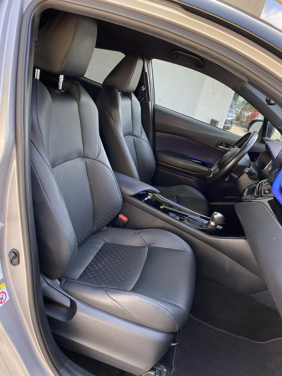 Toyota C-HR - Zdjęcie 13