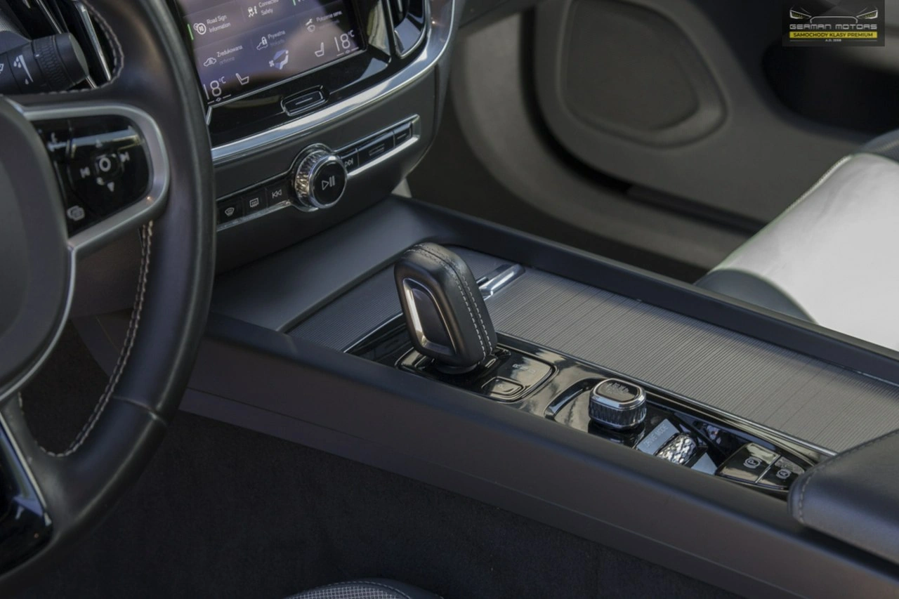 Volvo S60 - Zdjęcie 29