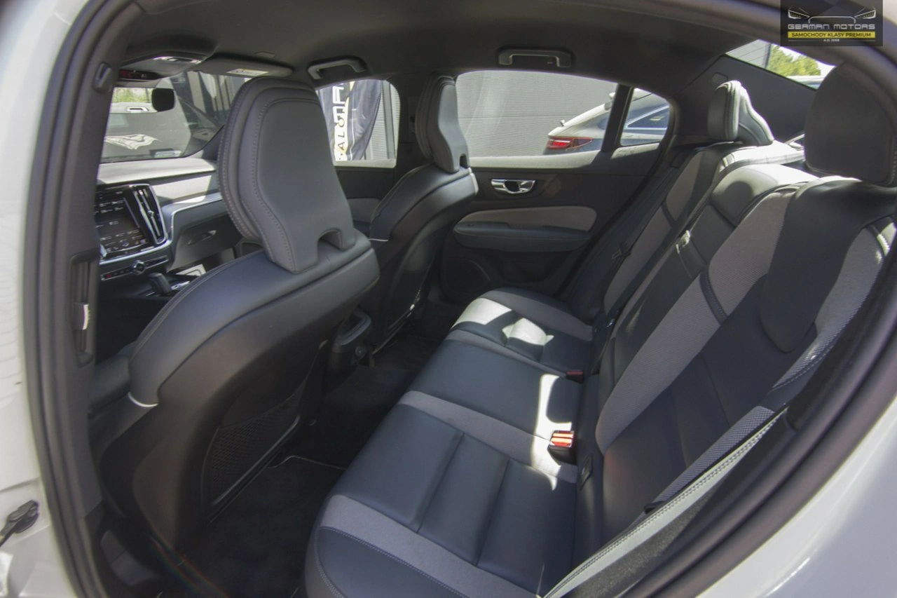 Volvo S60 - Zdjęcie 30