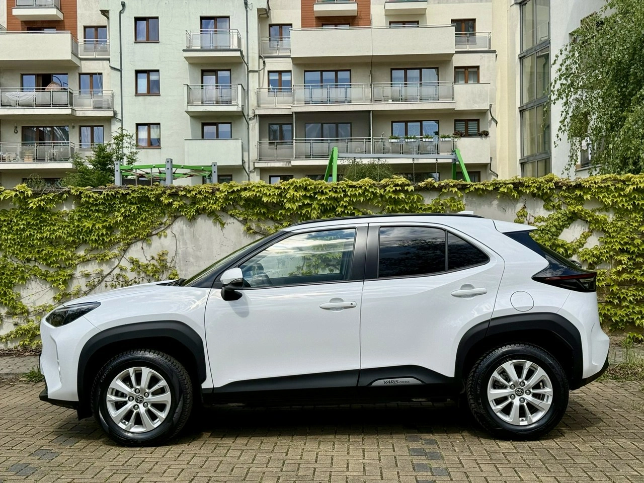 Toyota Yaris Cross - Zdjęcie 13