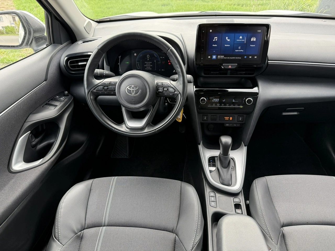 Toyota Yaris Cross - Zdjęcie 17