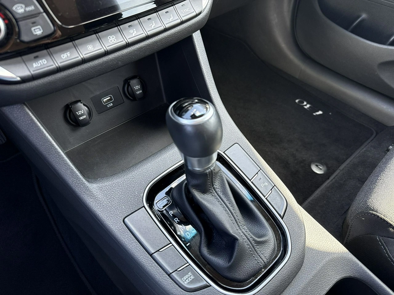 Hyundai i30 - Zdjęcie 22